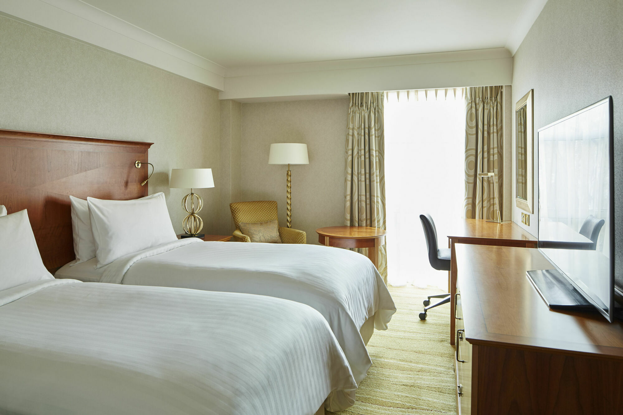 London Marriott Hotel Kensington Екстериор снимка